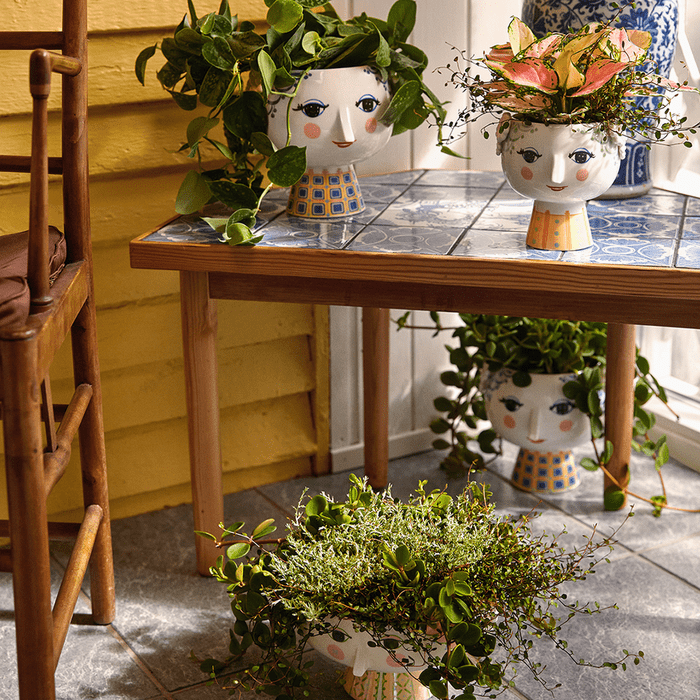 Bjørn Wiinblad 56520 Eva Flowerpot on Base in Blue