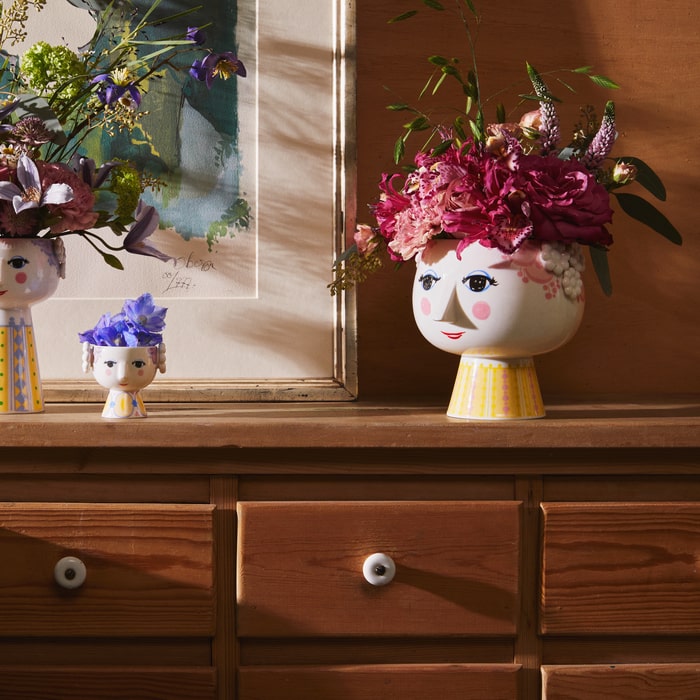 Bjørn Wiinblad 56535 Eva Flowerpot on Base in Pink/Yellow