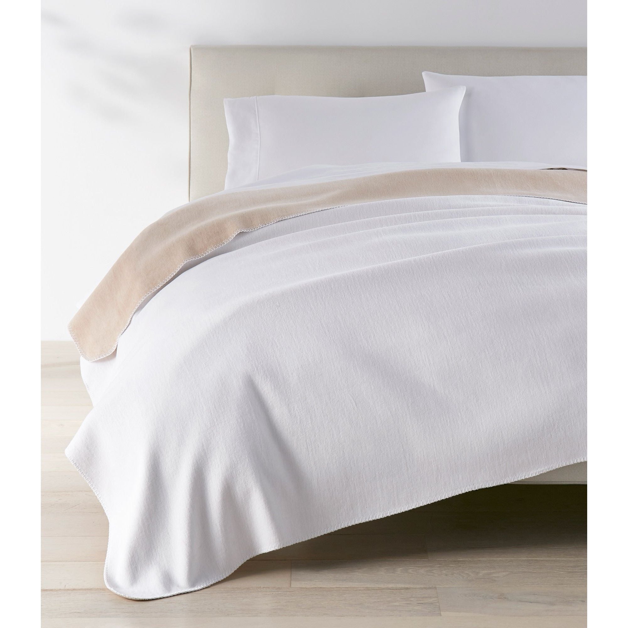 Peacock Alley ALT -K WHT Alta Ivory