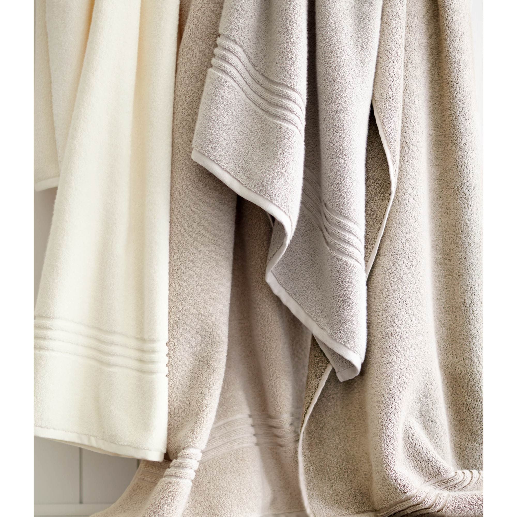 Peacock Alley CHE -H IVR Chelsea Mist