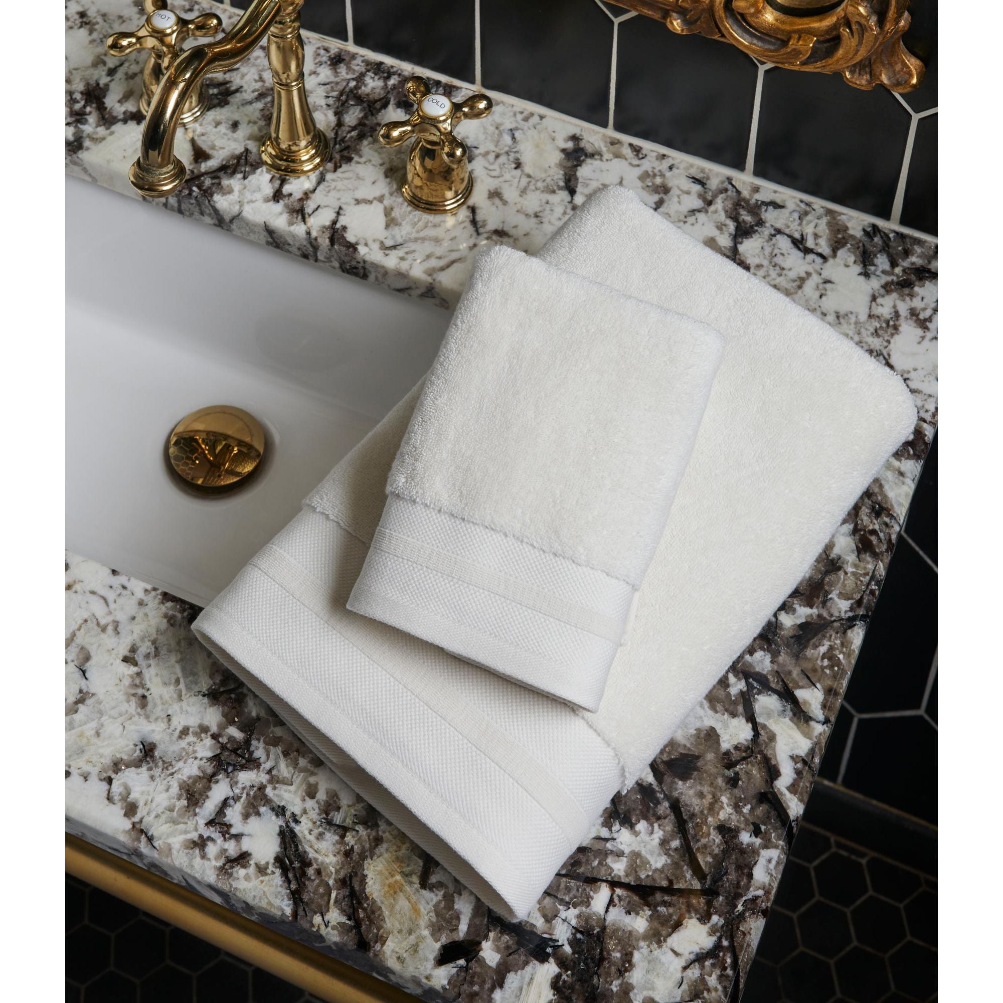 Peacock Alley COR -H SGE Coronado Pearl