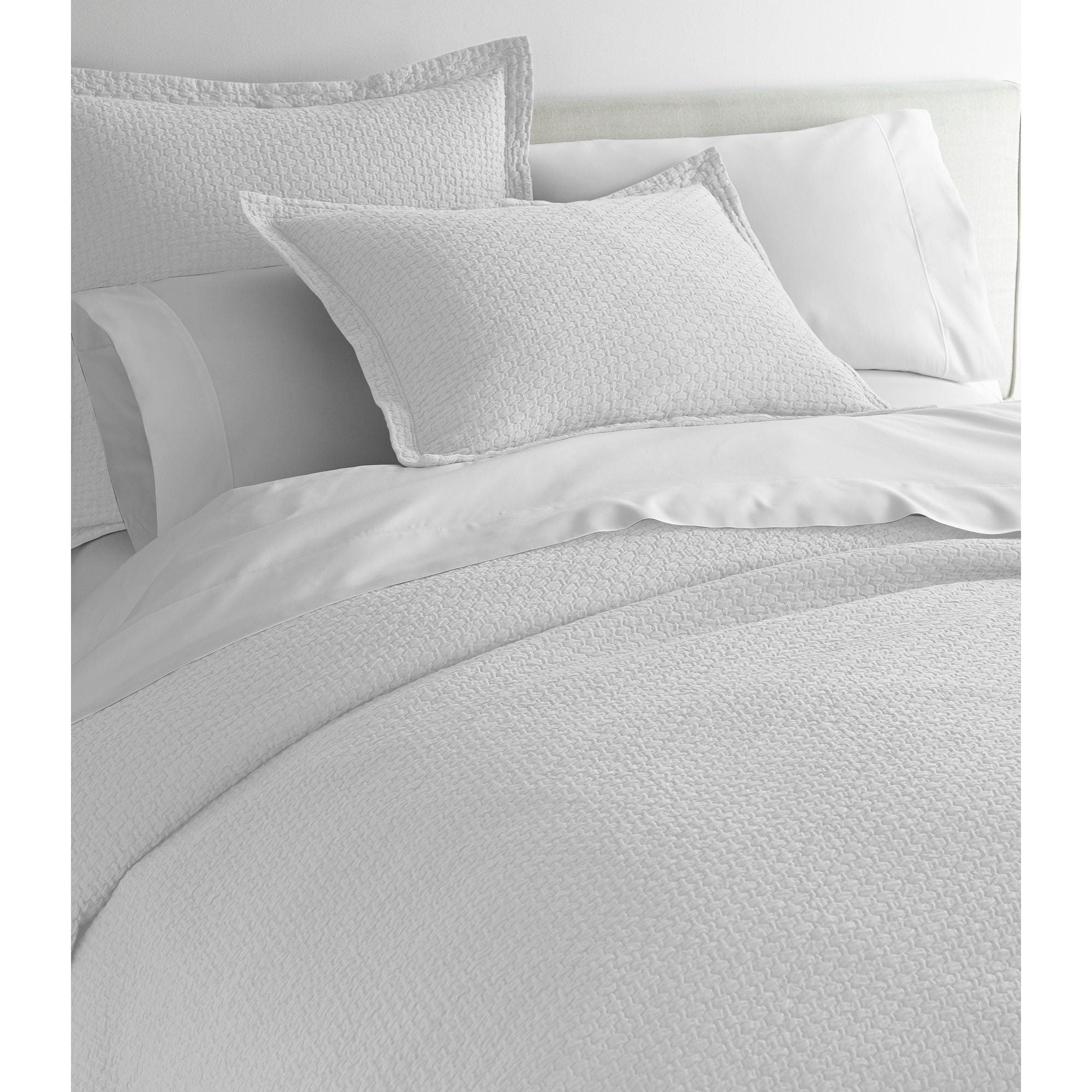 Peacock Alley JUL -3R BRB Juliet Pearl