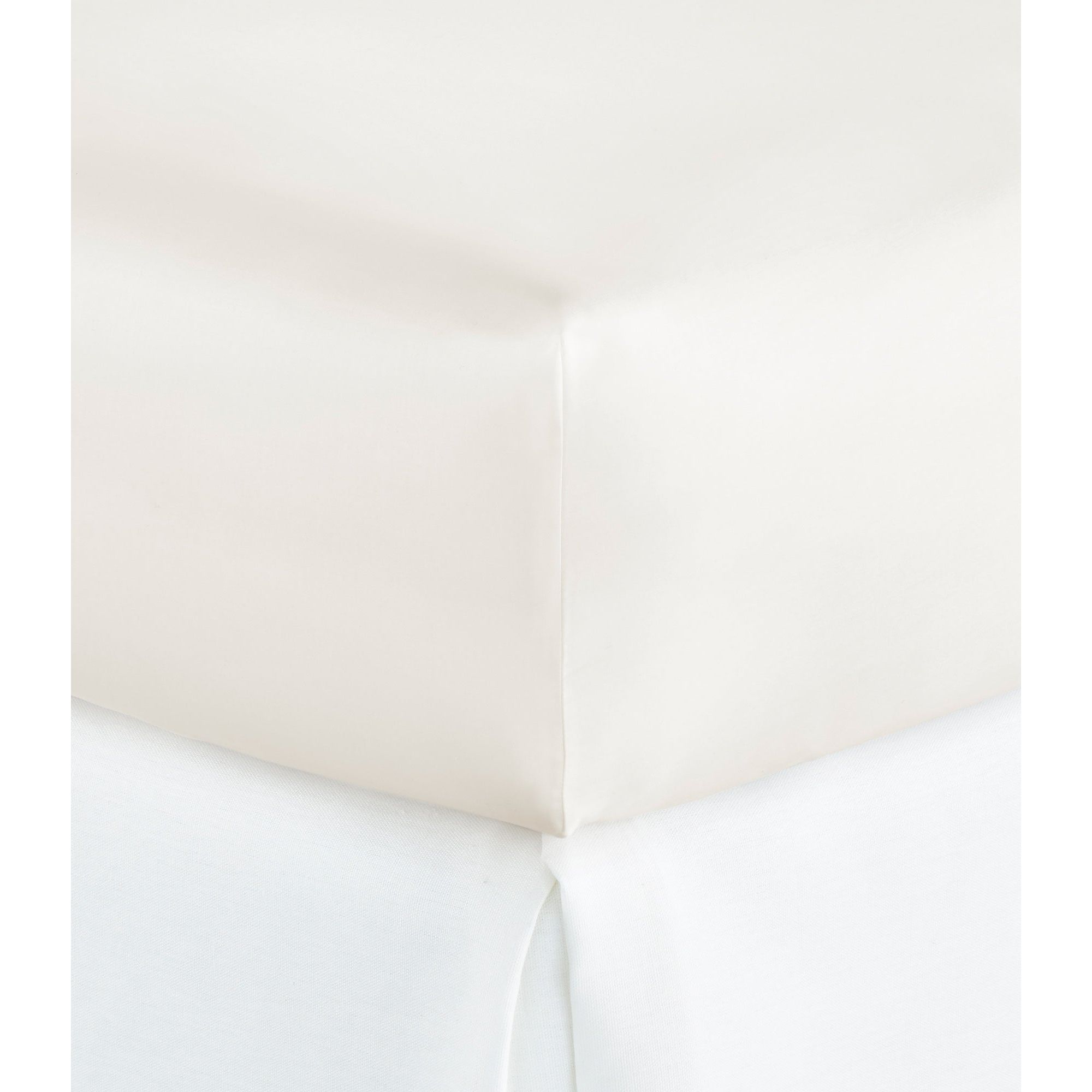 Peacock Alley LYR -2KF WHT Lyric Grey