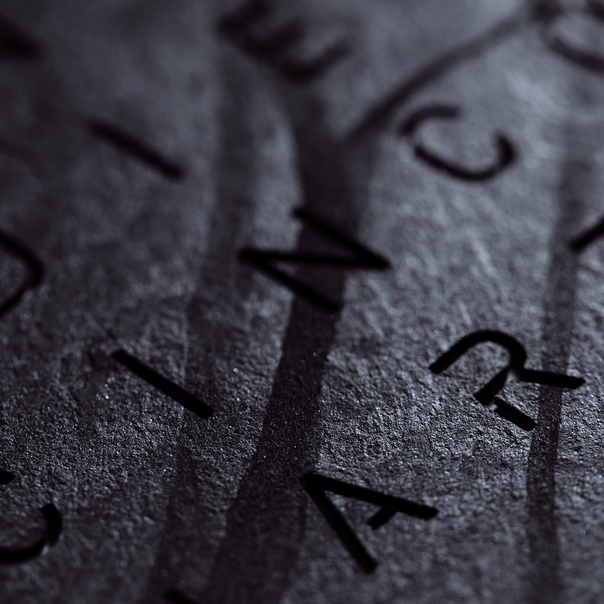 QLOCKTWO FCMM QLOCKTWO Earth 45 Frontcover Metamorphite