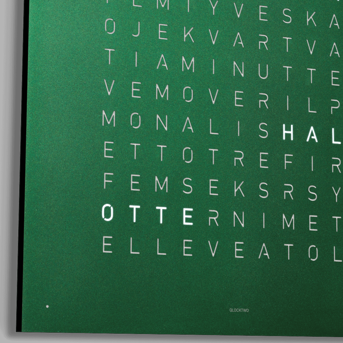QLOCKTWO QT4RGVC QLOCKTWO EARTH 45 Green Velvet