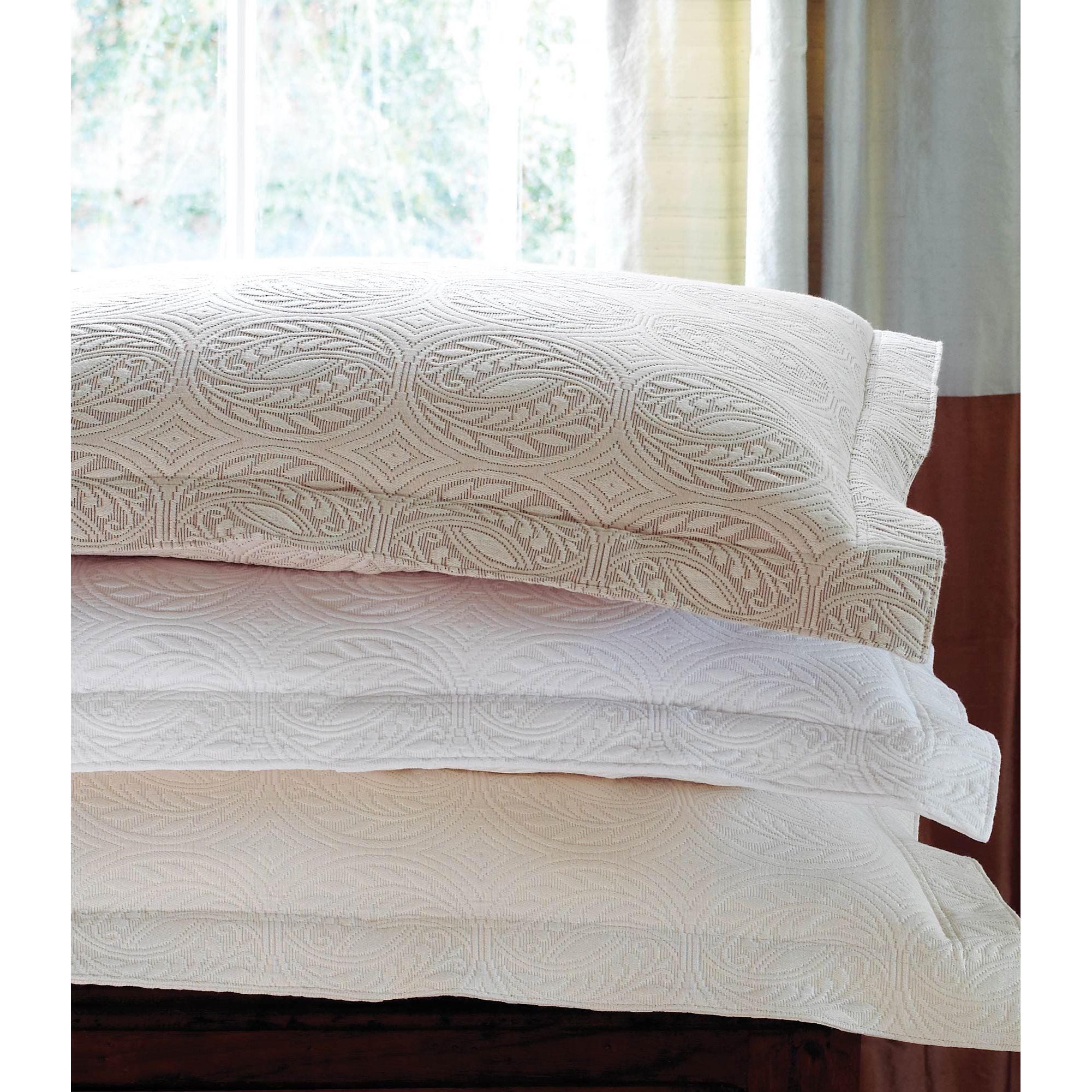 Peacock Alley VIE -3RL IVR Vienna White