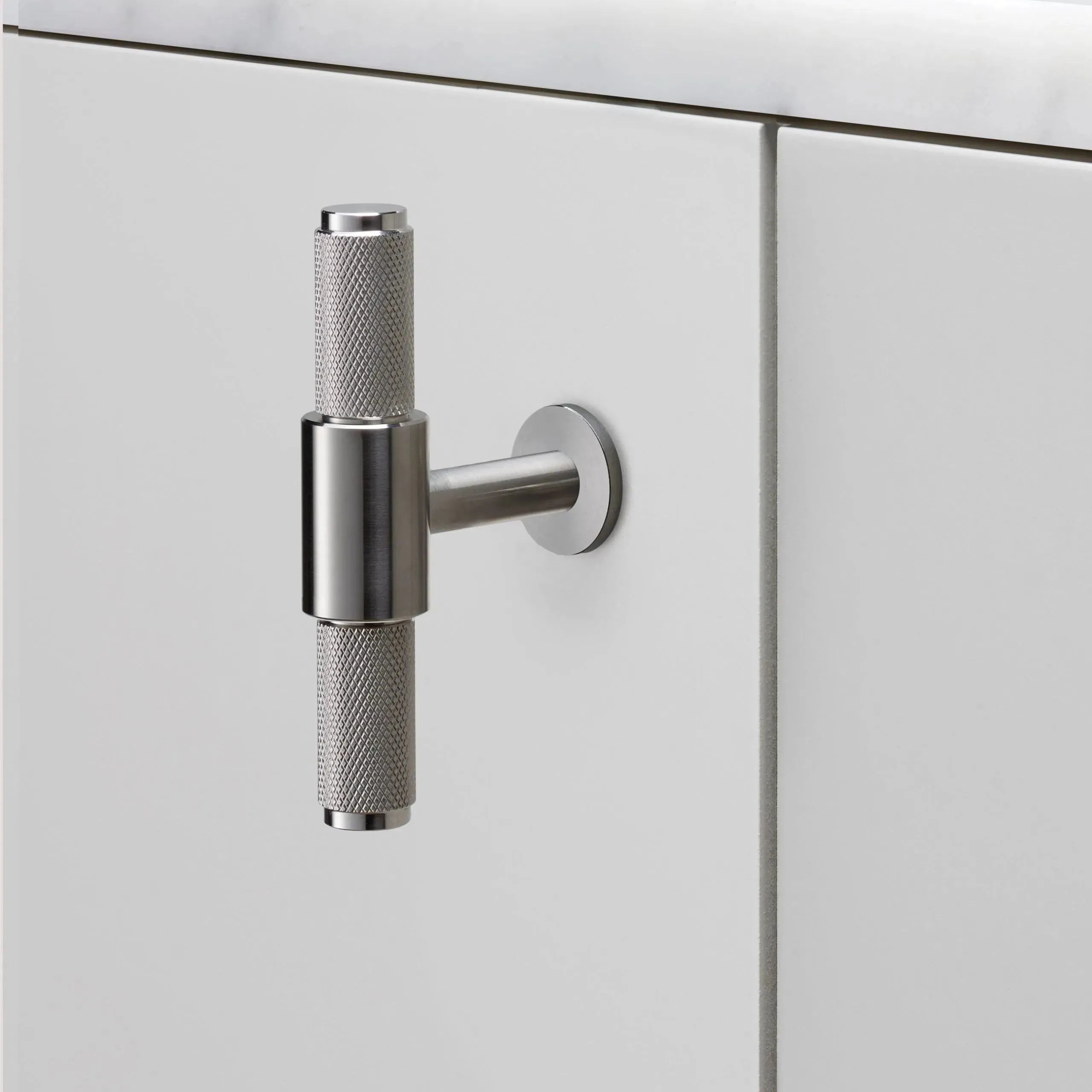 Buster + Punch - T-Bar - US-TB-H-ST-C | The Rug District