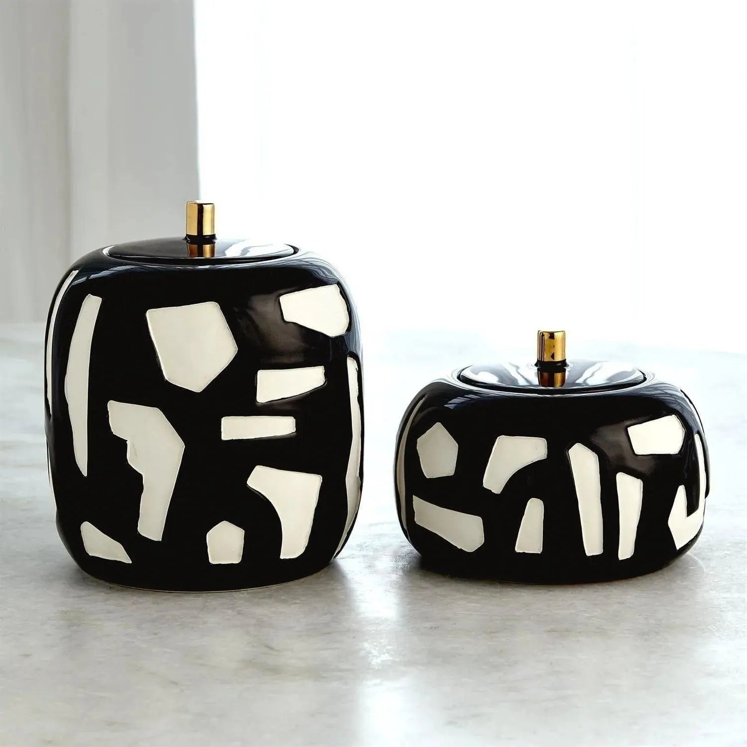 Global Views - Abstract Jar - ASH1.10015 | The Rug District