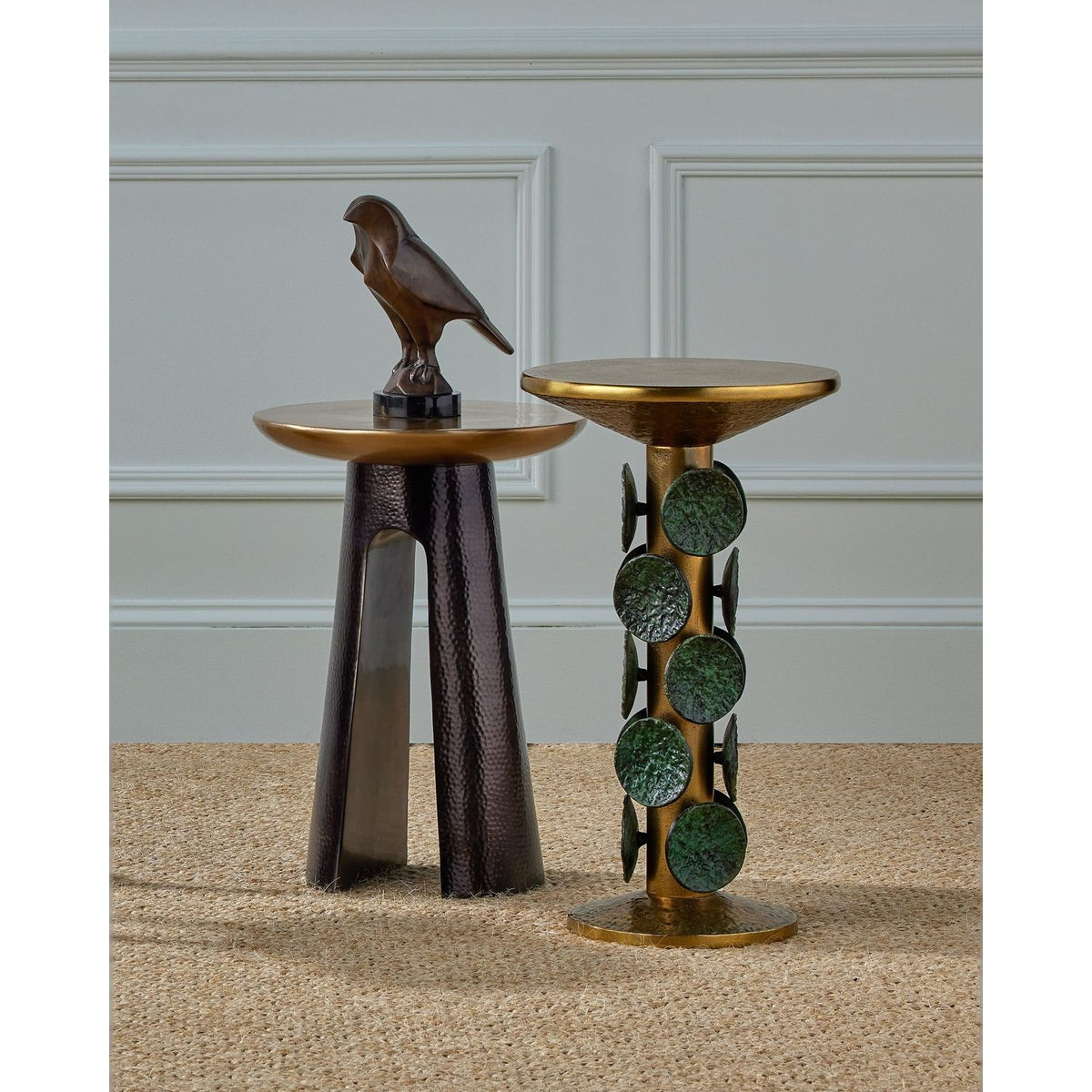 Currey and Company 4000-0249 Nasturtium Accent Table in Antique Brass/Patina Brass