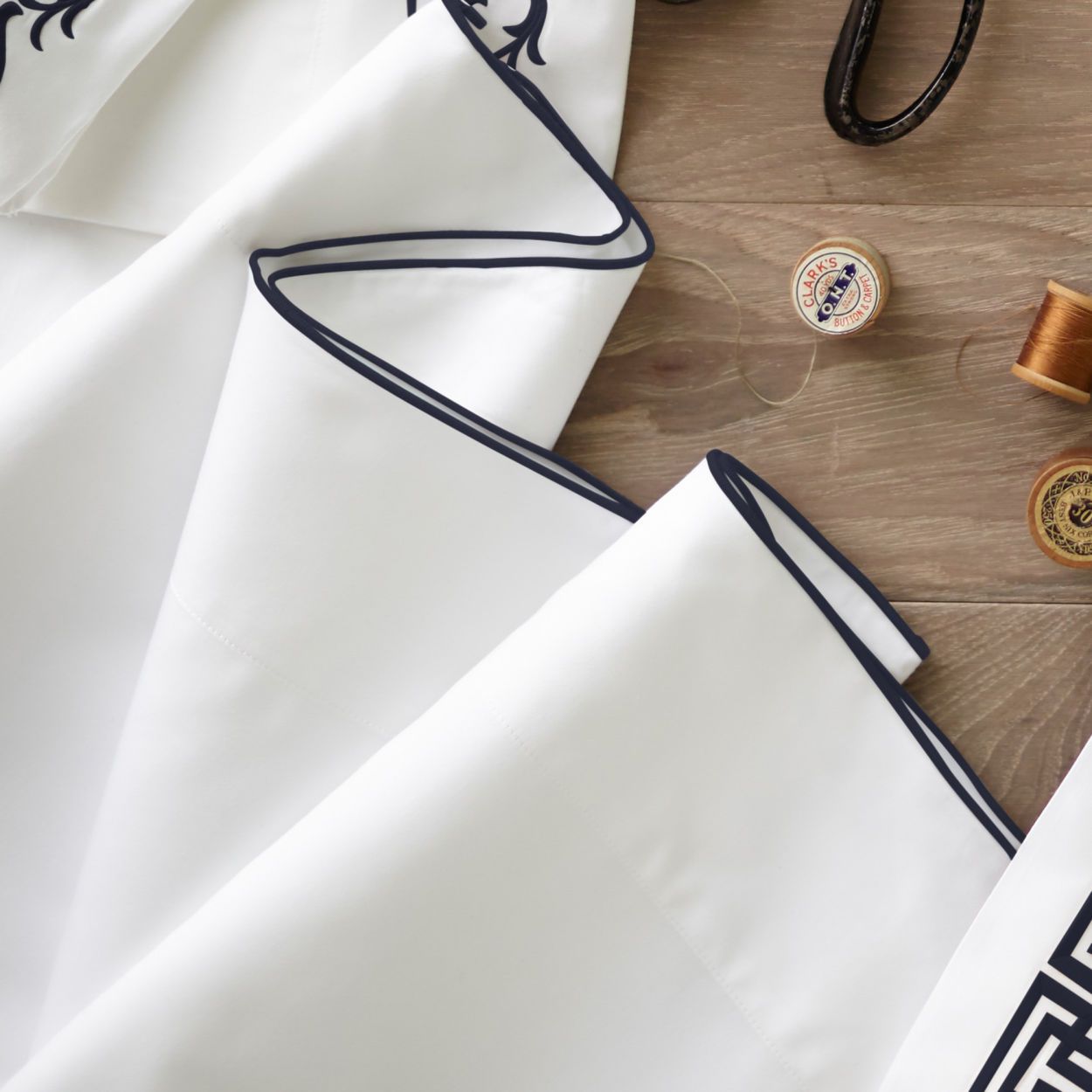 Peacock Alley MEL -2TSET LIN Melody White