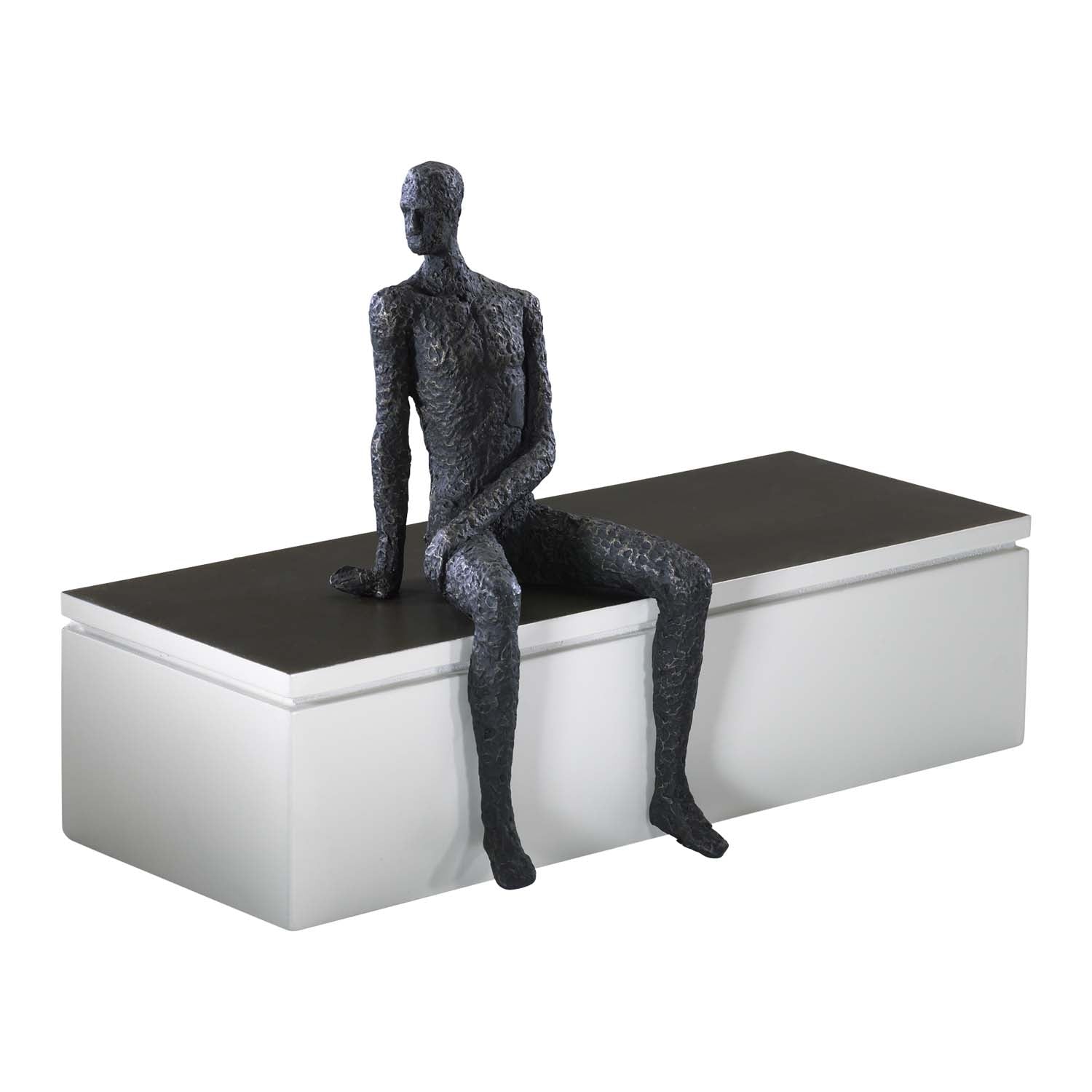 Cyan Canada - 01902 - Sculpture - Posing Man - Old World