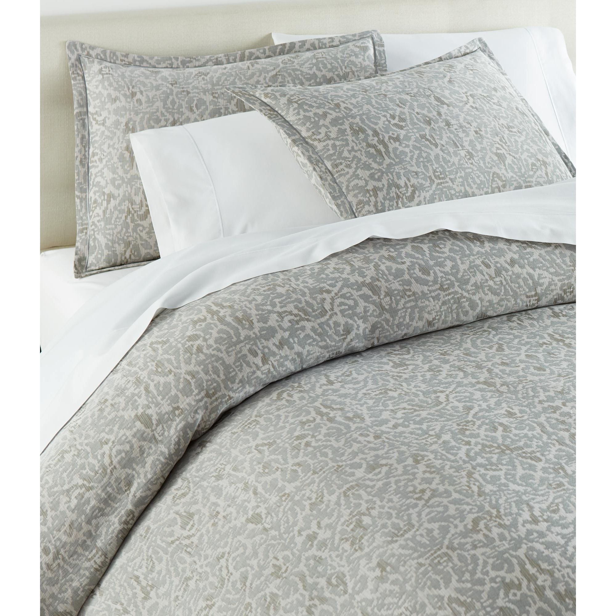 Peacock Alley RVN -3E PNE  Ravenna Beige