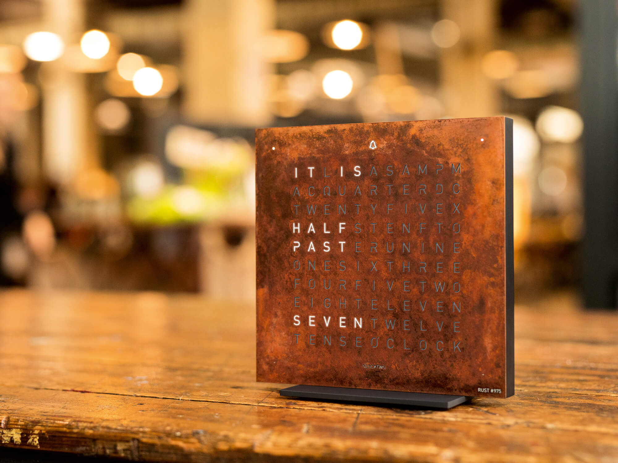 QLOCKTWO T4BLRT QLOCKTWO EARTH 13.5 Creator's Edition Rust