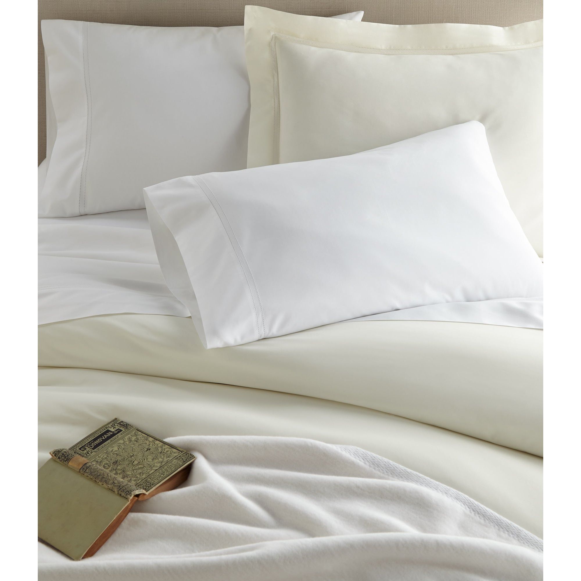 Peacock Alley LYR -2QSET PLA  Lyric Beige