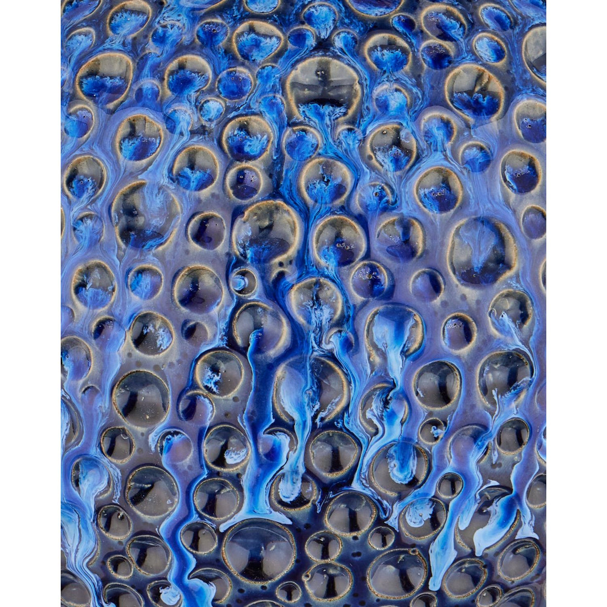 Currey and Company 6000-1077 Mantilla Table Lamp in Blue