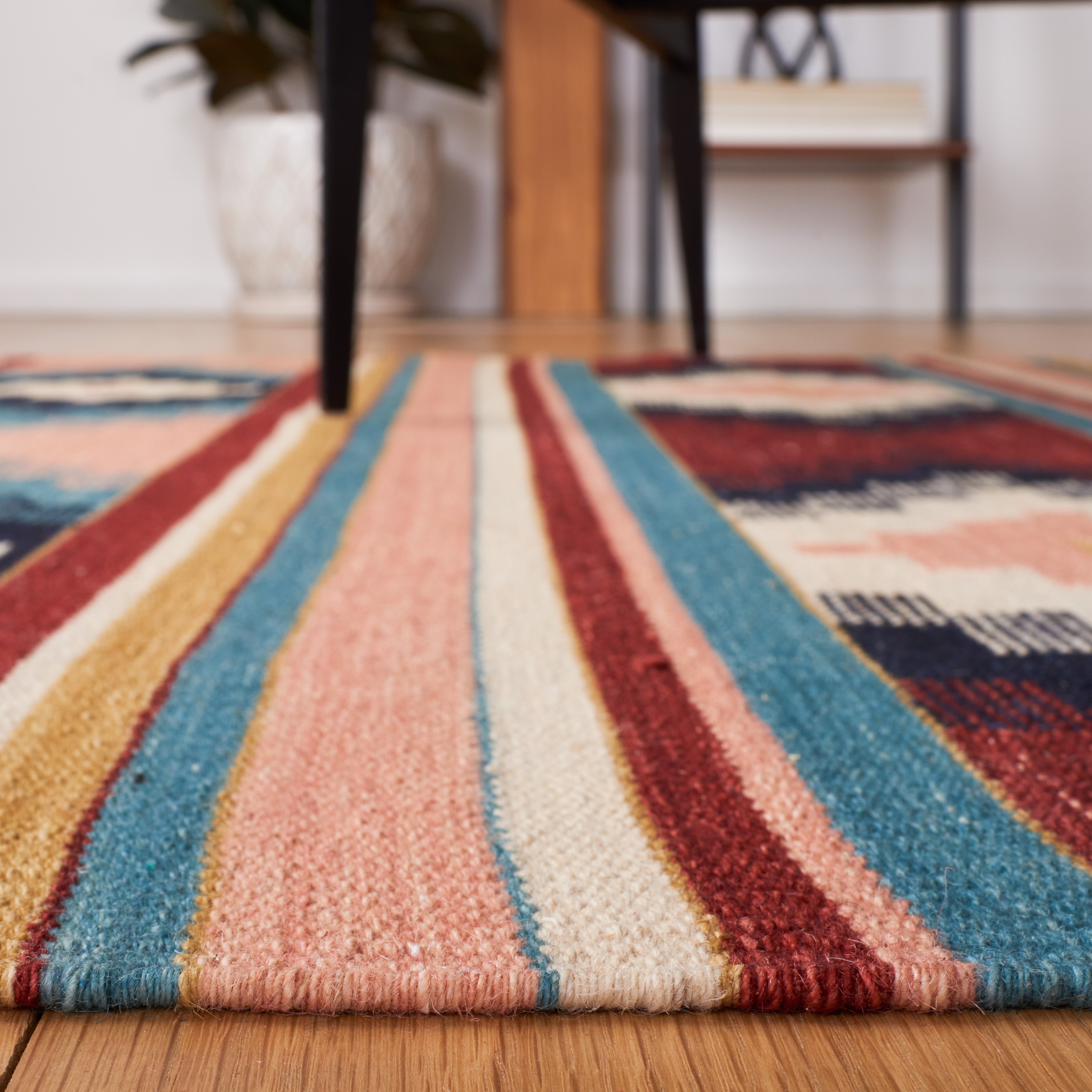 Kilim KLM713U